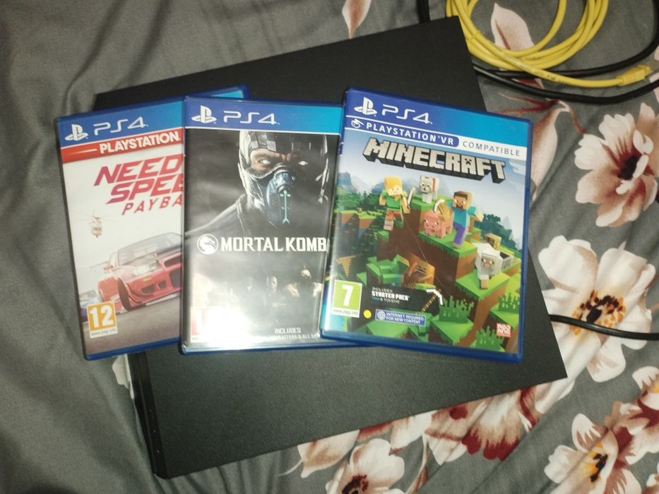 Vand consola Ps4 500GB