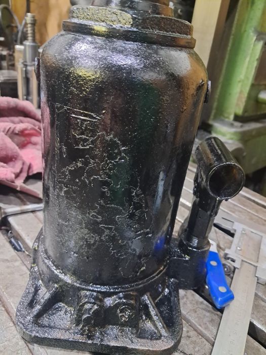 Домкрат 20 тонн нн масса