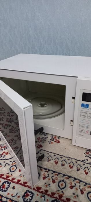 Продам микровальновку самсунг