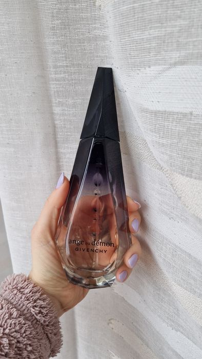 Givenchy Ange ou dèmon