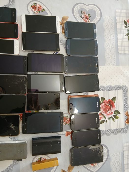 Смарт телефони Samsung,