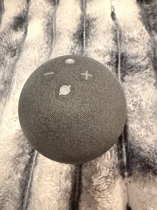 Boxa Smart Alexa Echo Dot
