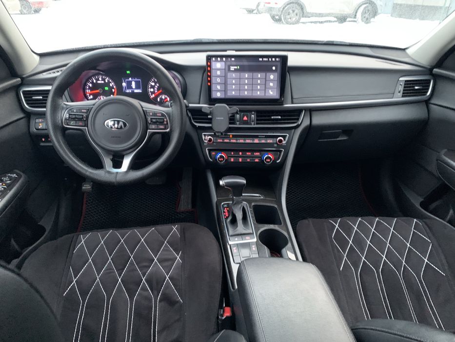 Kia Optima 2016 г.в полная комплектация