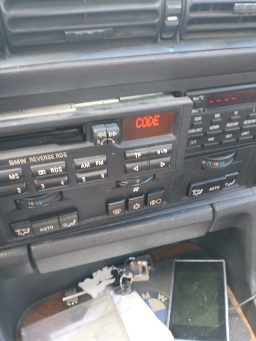 Запчасти на бмв е34 525