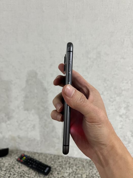 Iphone 11 64 гб в черном цвете