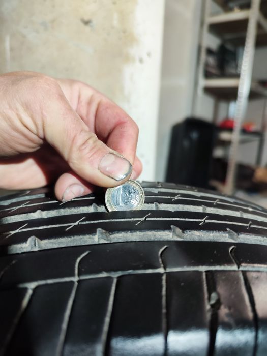 Гуми за бус 6 брой Armstrong Blu-Trac Van 195/75 R16C