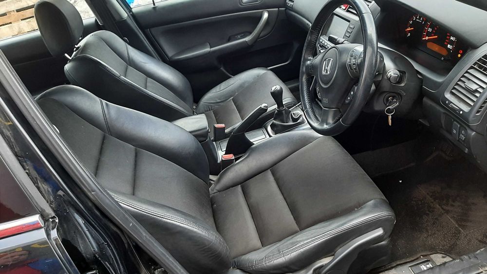 dezmembrez honda accord 2.2diesel/usa fata accord/bara fata accord/far