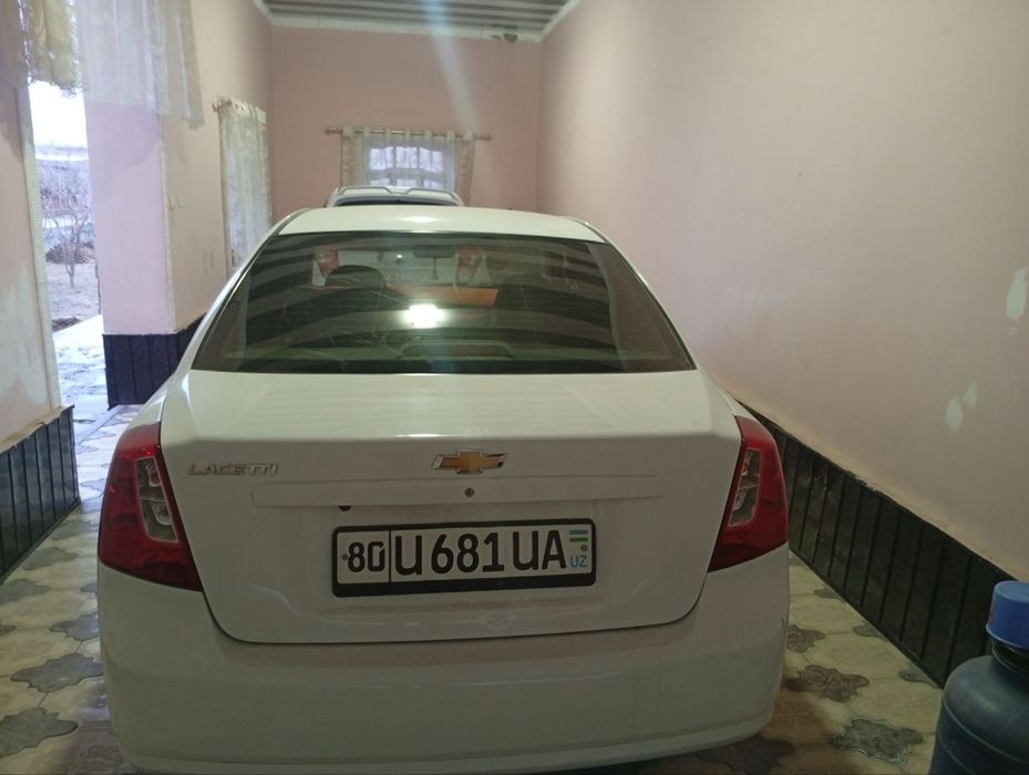 Gentra sotiladi sirochni 12800$