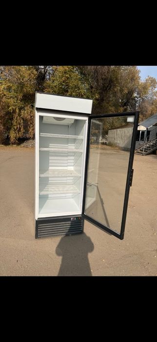Продам буу витринные холодильники