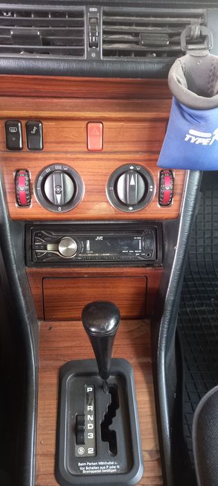 Mersedes-Benz E 220