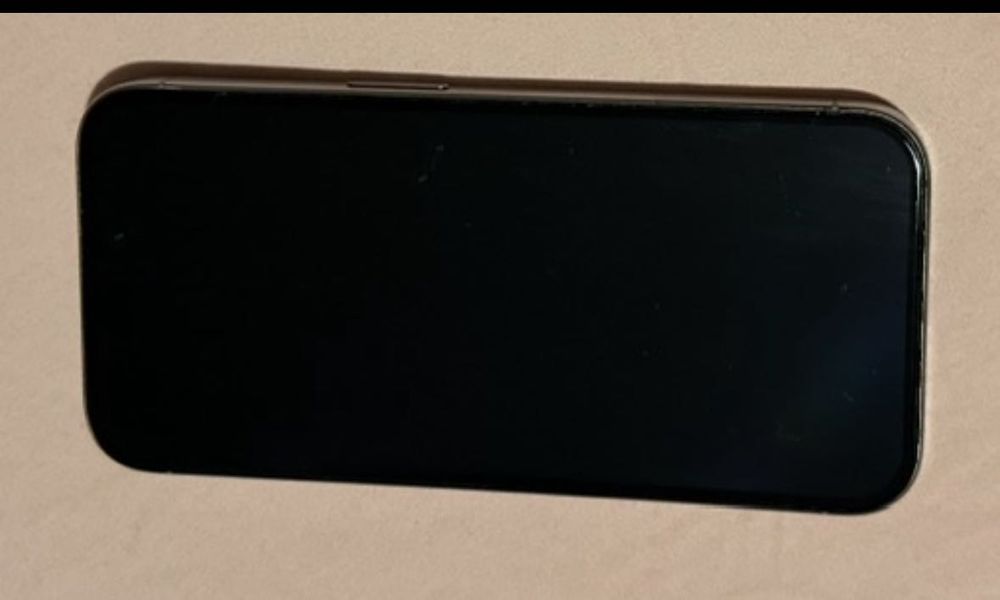 iPhone 15 pro 256 GB