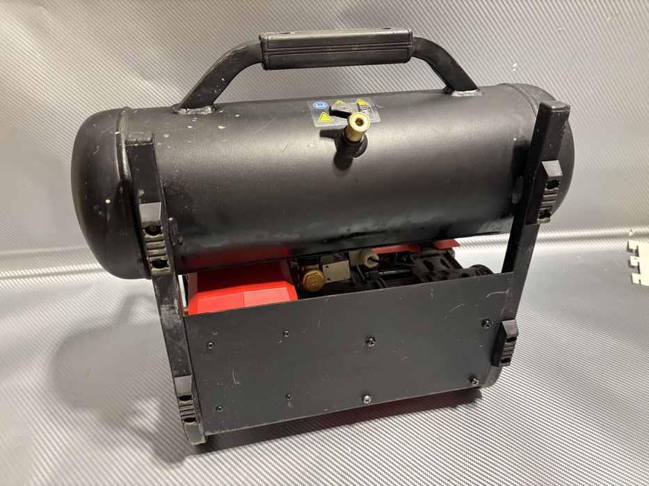 Compresor milwaukee M18 FAC