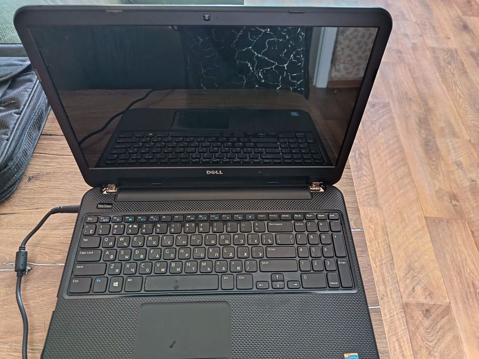 Продам ноутбук DELL INSPIRON 15