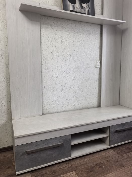 Продам  ТВ тумбу