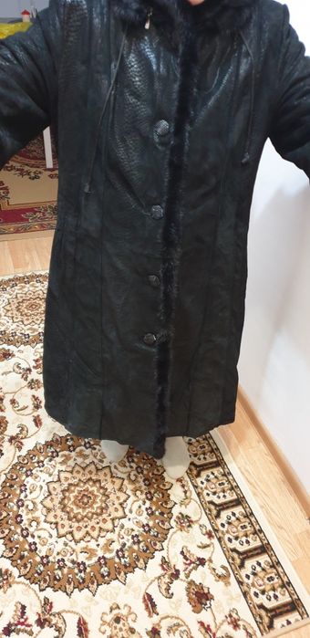 Продам дублёнку женскую