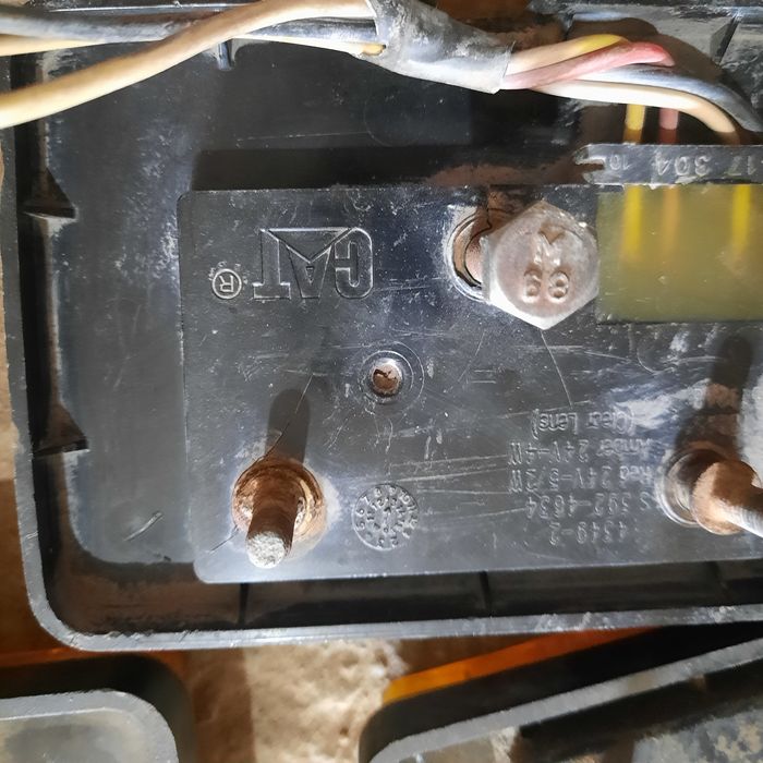 Продам задние стобики