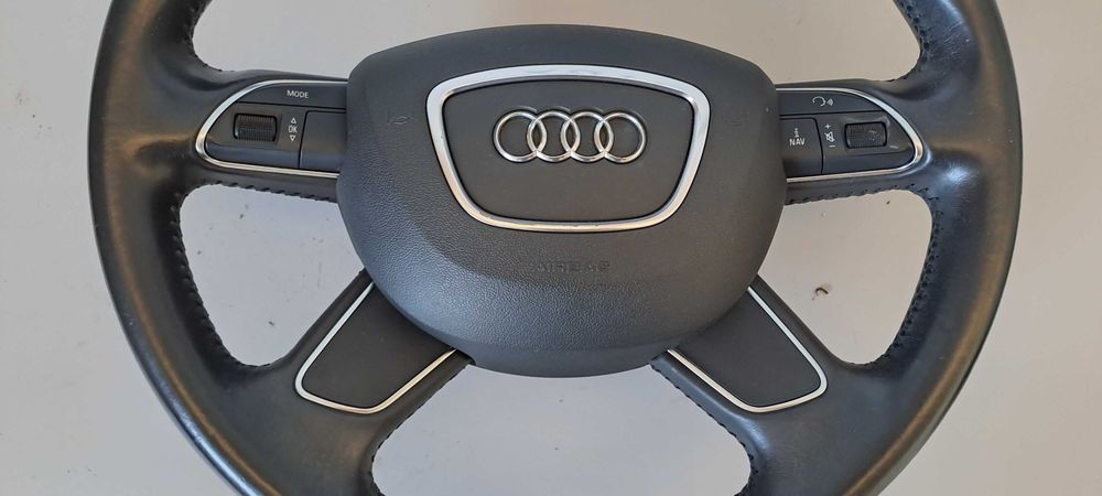Волан с air bag Audi 2012г