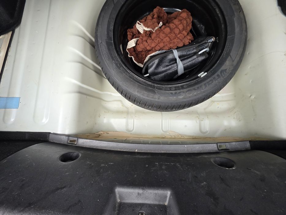 Neksa 3 3 Pazitsa Oq 2019 Yil Benzin 110000 Prabek