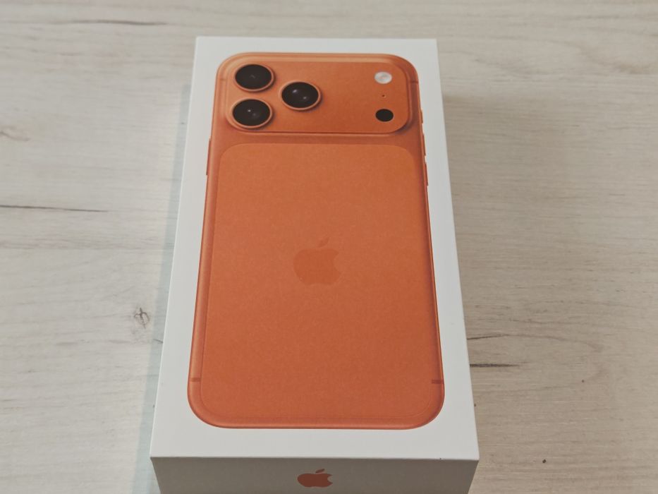 Чисто нов iPhone 17 Pro Max 256 GB Гаранция