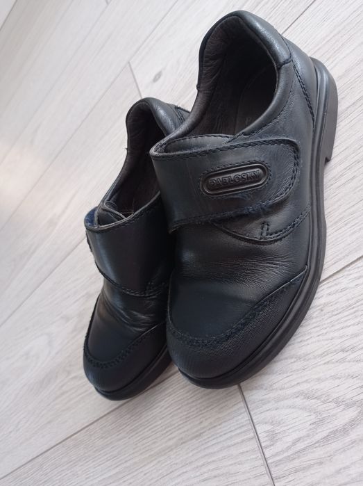 Кожаные туфли на мальчика