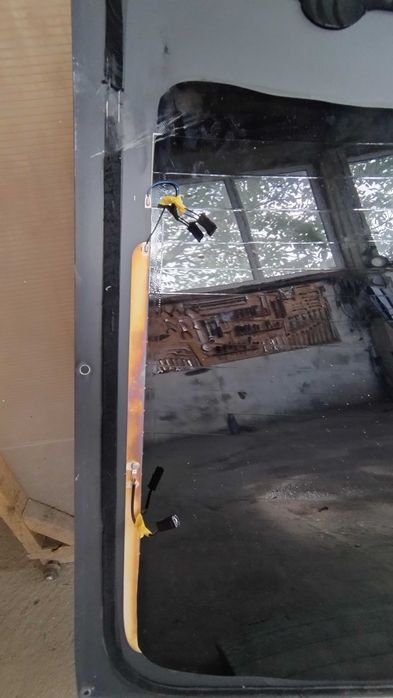 Задно стъкло за багажник Шкода Октавия 2014