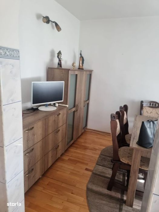 Apartament 3 camere, 52 mp, zona Piata Mica