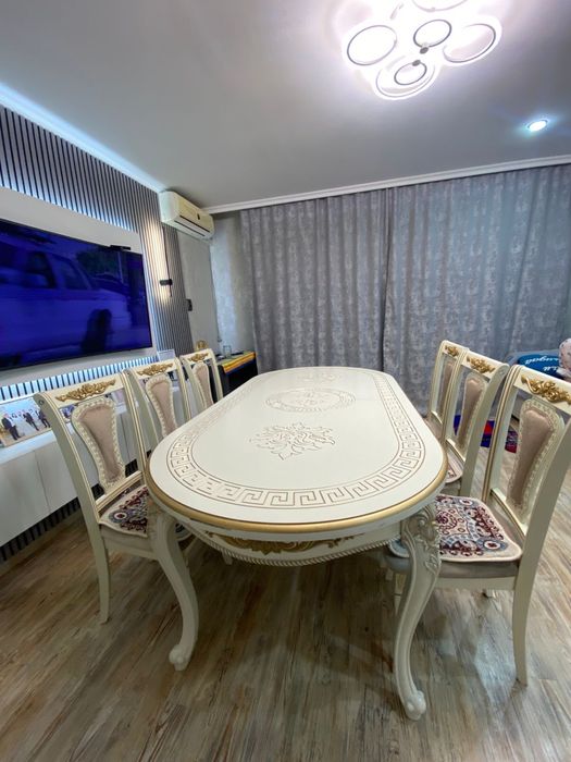 Стол и стулья россия