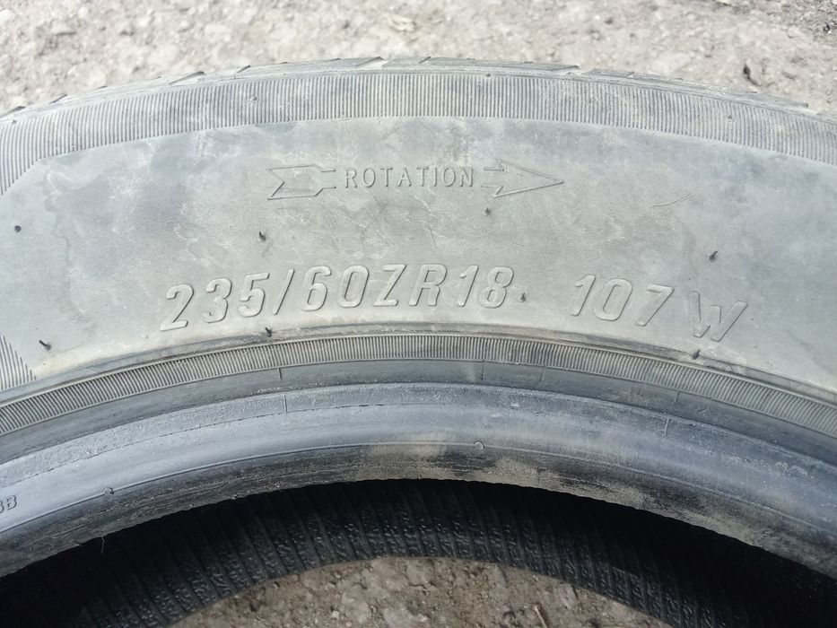 Продам резину на 18