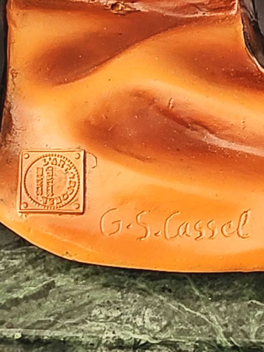 Статуетка „Дама в дълга рокля“ – G. S. Cassel, France