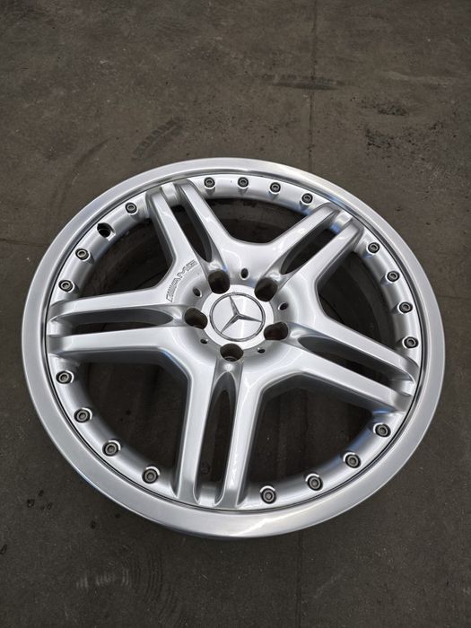 Оригинални двукомпонентни AMG  джанти 19 цола W211 W219 W230 
Мерцедес