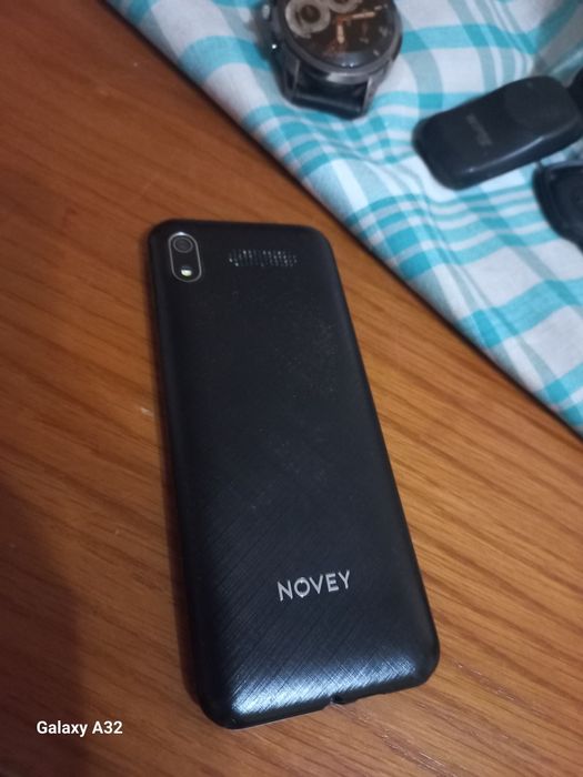 Телефон Novey кнопочный продаю дёшево
