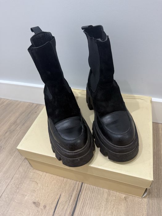 Продам зимнюю обувь