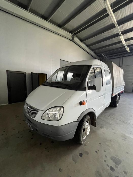 Продава се товарен автомобил GAZ 330232 (Газела)