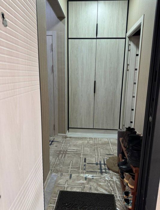 Юнусабад 11 - 2/4/4    балкон 2/6.  58м²