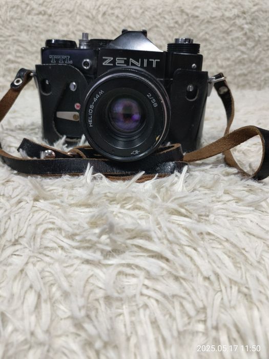 Советский фотоаппарат ZENIT TTL
