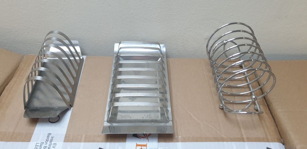 suport pentru paine prajit