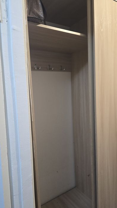Продам прихожей шкаф купе