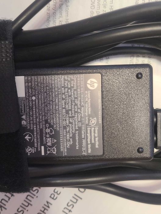 Оригинално Зарядно за HP лаптоп, part.num: 677777 -001, чисто ново