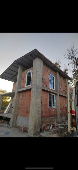 Продавам вила в местноста табаковия