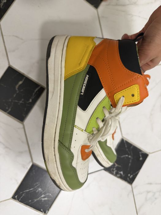 Кроссовки детские  Zara