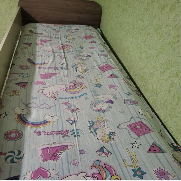 Двухъярусная кровать