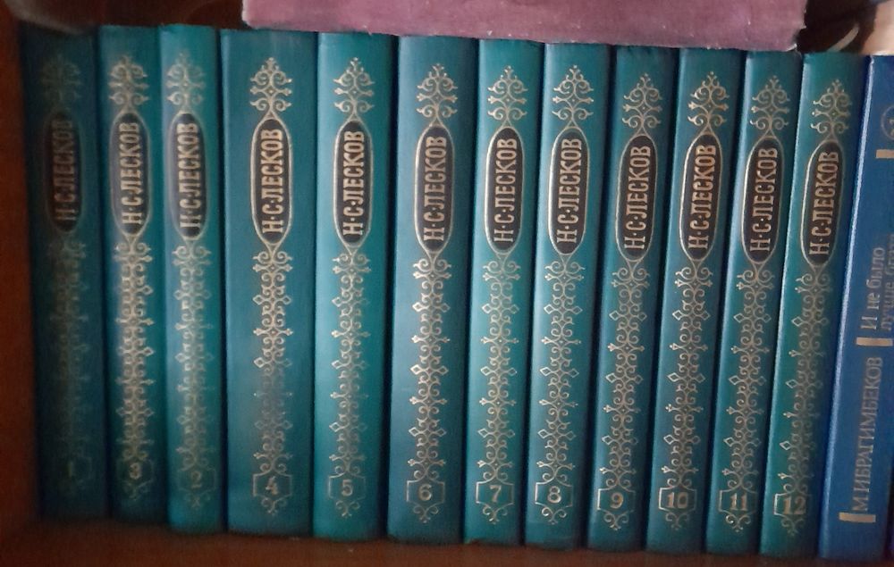 Продаю разные книги