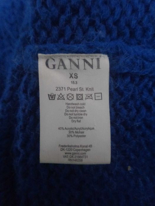 Pulover GANII mohair albastru  oversized marimea  xs