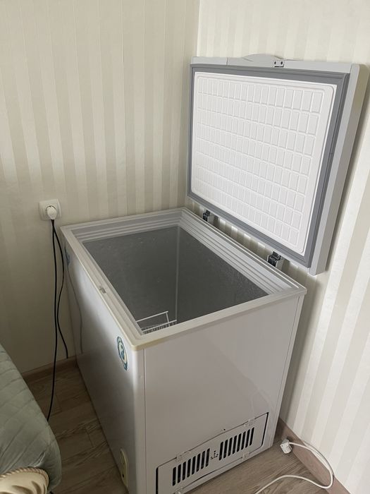 Продам морозильник