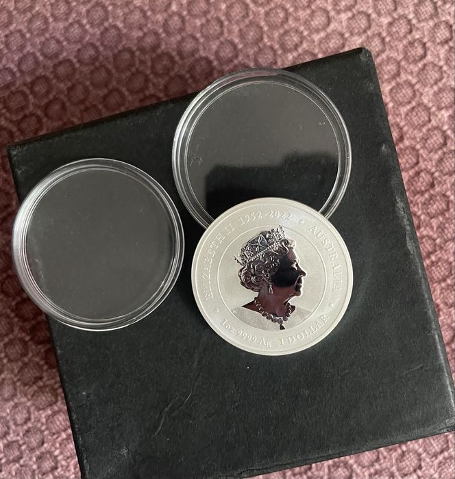 Серебряная монета год Дракона