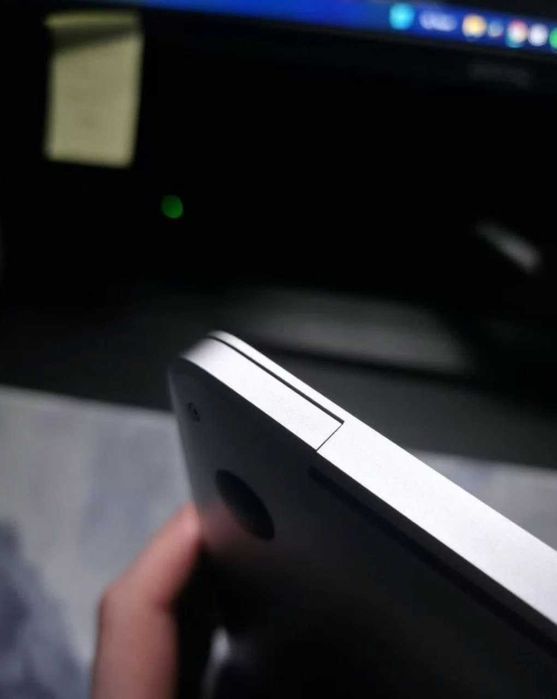 Macbook Air M1 2020 срочно