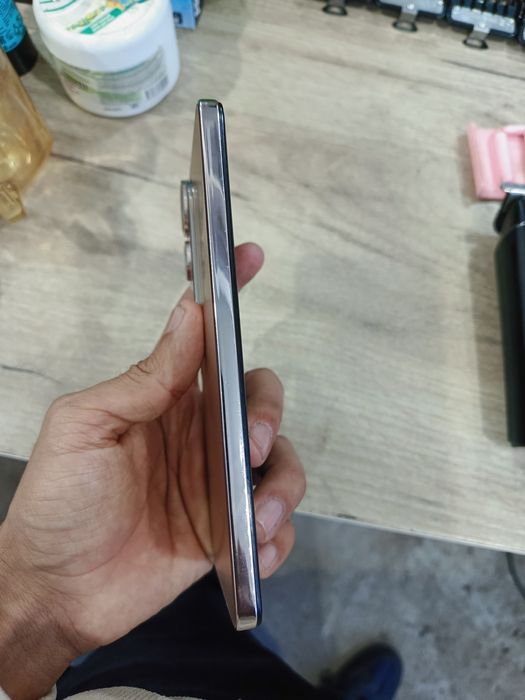 Vivo v50 lite sotiladi qarshi shaxar