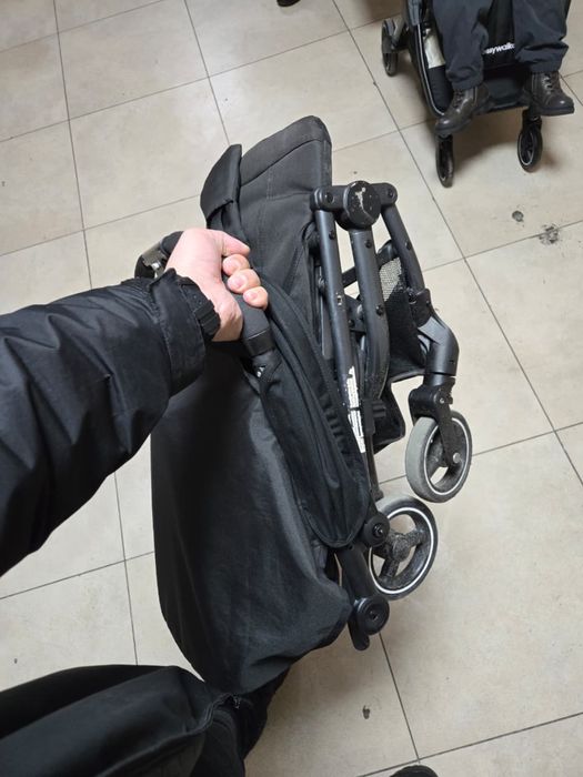 Прогулочная коляска Evenflo Rever