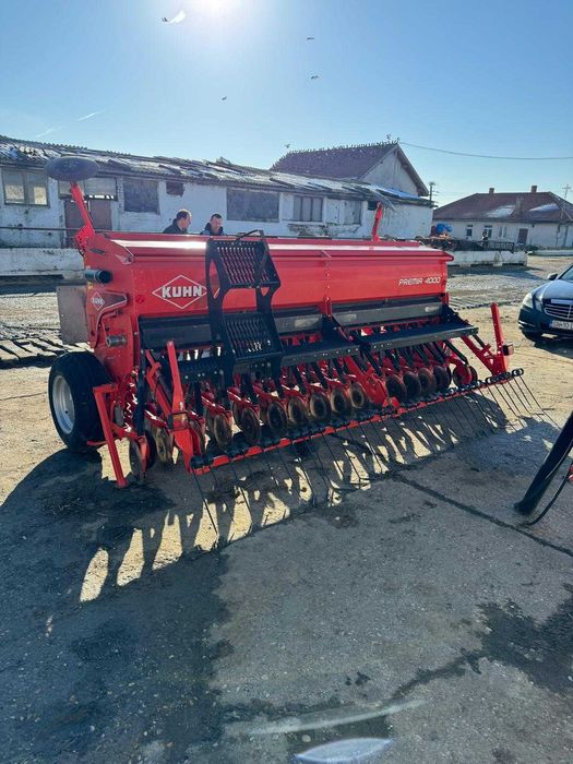 Lichidare Ferma Bovine Charolais Vaci Bio Utilaje Tractor Balotiera
