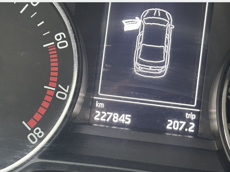 SKODA Rapid 2016 — imagine 4